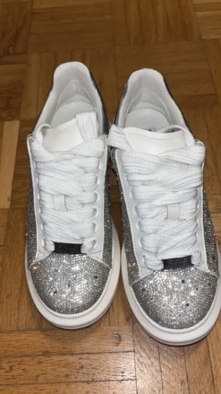 Steve madden