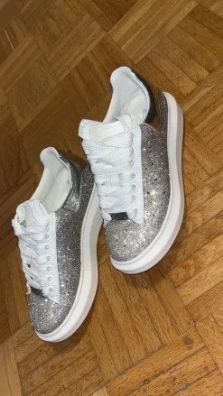 Steve madden