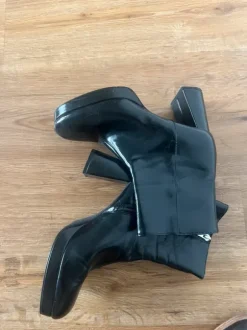 Stiefel 38 Schwarz neu