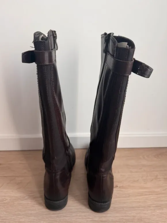 Stiefel braun