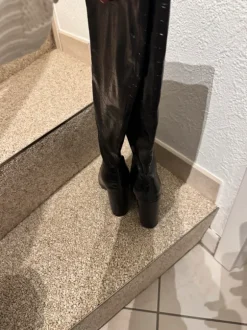 Stiefel mit Absatz