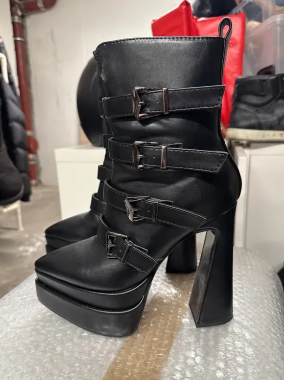 Stiefeletten Größe 38