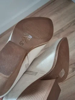 Stoere enkellaarsjes