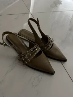 Stradivarius Schuhe