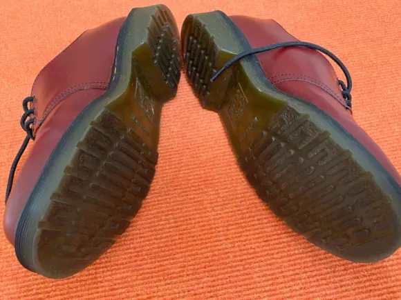 Super schöner Klassiker von Doc Martens - neuwertig