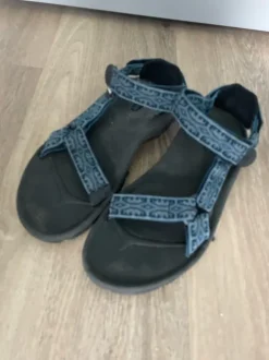Teva sandalen maat 42