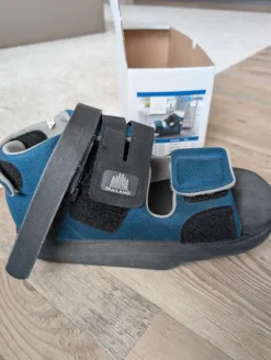 Therapieschuh/orthopädischer Schuh links Gr. XL/43-45