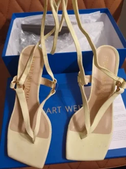 Tolle neue Schnürr-Sandalen / Sandaletten von Stuart Weitzman, Grösse 36