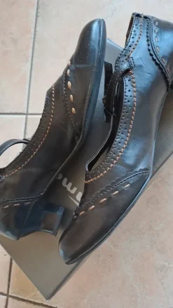 toller Spangenschuh mit Absteppungen im Vintage Look
