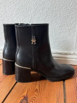 Tommi Hilfiger Boots