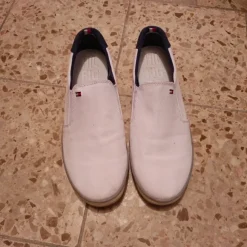 Tommy Hilfiger Herren Schuhe weiß kaum getragen 42