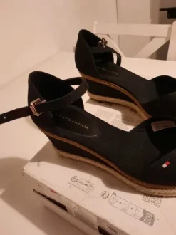 Tommy Hilfiger Schuhe