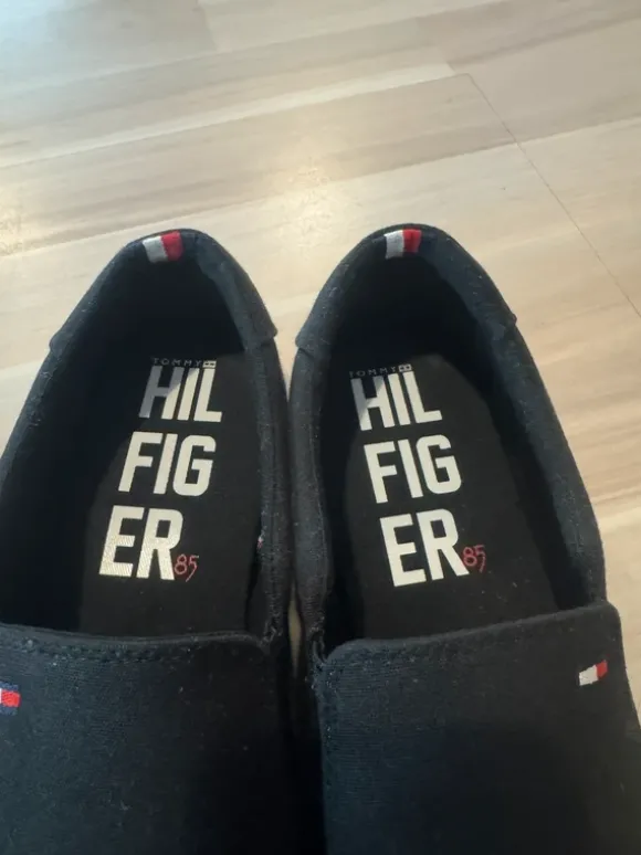 Tommy Hilfiger Schuhe Slipper