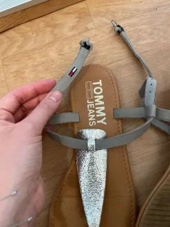 Tommy Hilfiger Zehensandalen