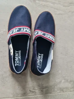 Tommy Jeans Schuhe Größe 41