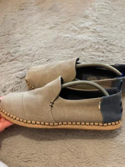 TOMS Deconstructed Alparg