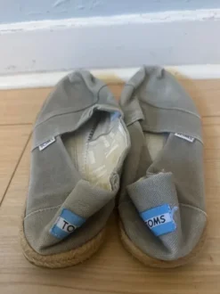 Toms Gr. 42