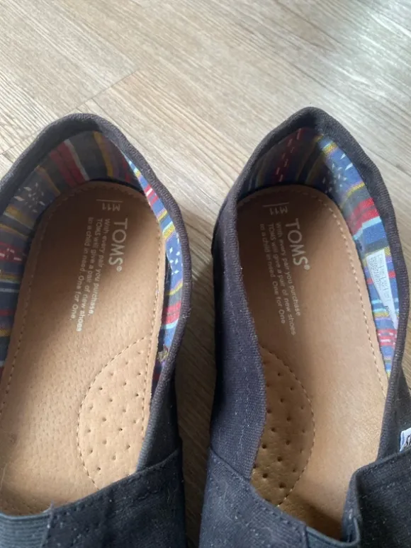 Toms Größe 44