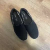 Toms Schwarze Stoffschuhe