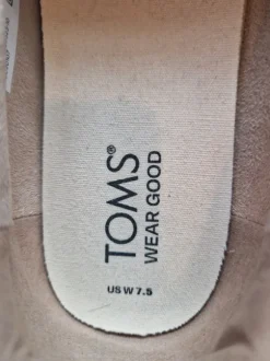 Toms suede