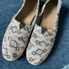 Toms zwart wit maat 39