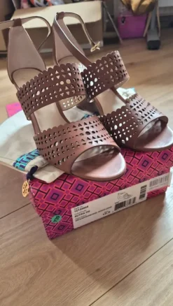 Tory Burch Nussbraun Wedges Lace Heels Gr. 41