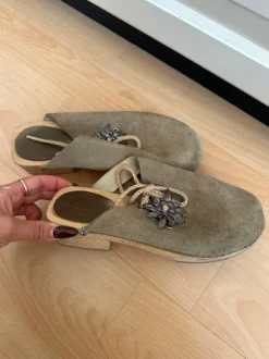 Trachten clogs