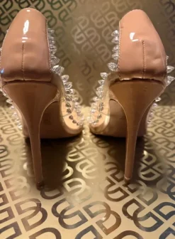 Transparente Pumps / Schuhe mit Steinen