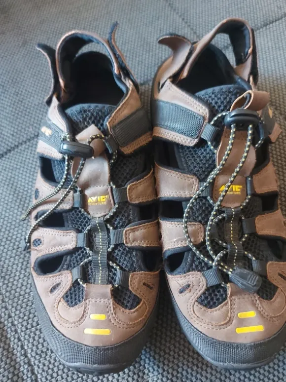 Trekkingsandalen von Avic Adventure