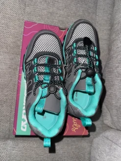 Trekkkingschuhe 34 Neu