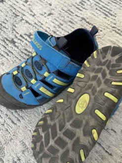 Trollkids Trekkingschuhe 36 Sandalen