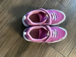 Trollkids Turnschuhe rosa weiß Klettverschluss gr. 37
