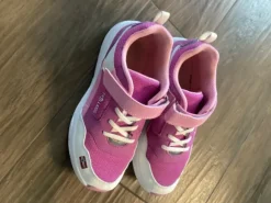 Trollkids Turnschuhe rosa weiß Klettverschluss gr. 37