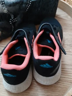 Turnschuhe Adidas Größe 30 🌸