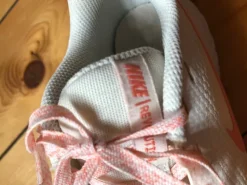 Turnschuhe Nike Gr. 37,5