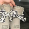 UGG laarzen grijs met strik, maat 39