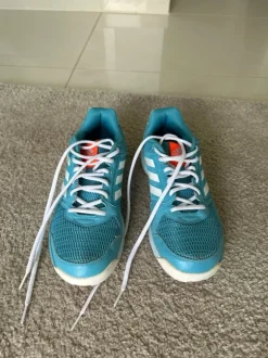 Ul6, 38,5 adidas Damen türkis Turnis zum Sportstart