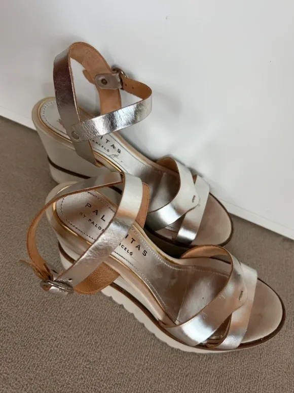 Ultraleichte Wedges Riemchensandale in Silber / Weiß 38,5