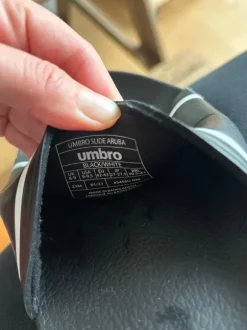 Umbro Badelatschen Wasserschuhe 42-43
