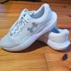 Under Armour. Damen-Sneaker, Größe 40.