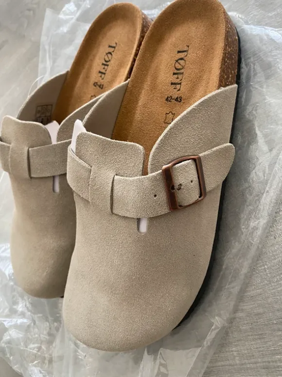 Unisex Clogs