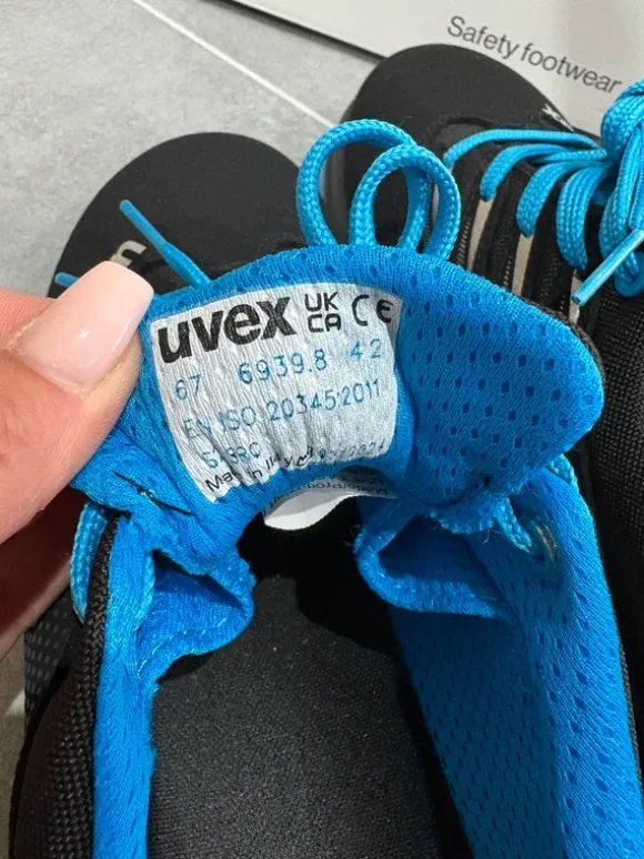 Uvex Sicherheitsschuhe / Arbeitsschuhe - NEU