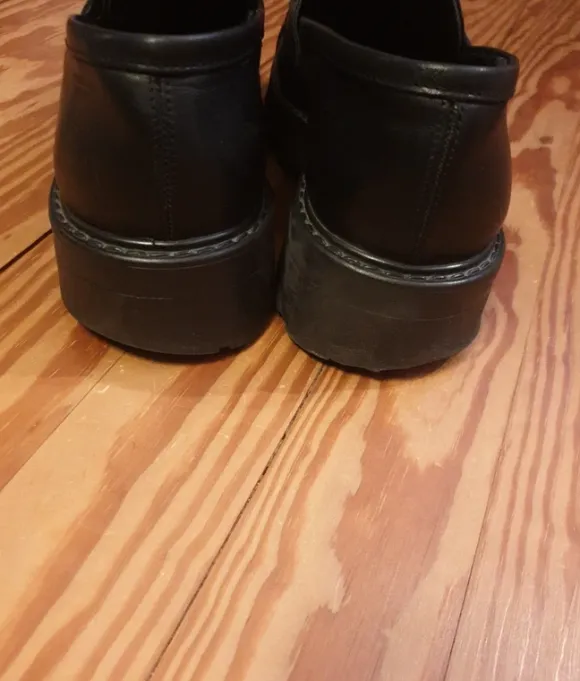 Vagabond Loafer 'Cosmo' schwarz Gr. 38 Profilsohle