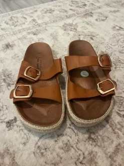 Vegane Sandalen New Look