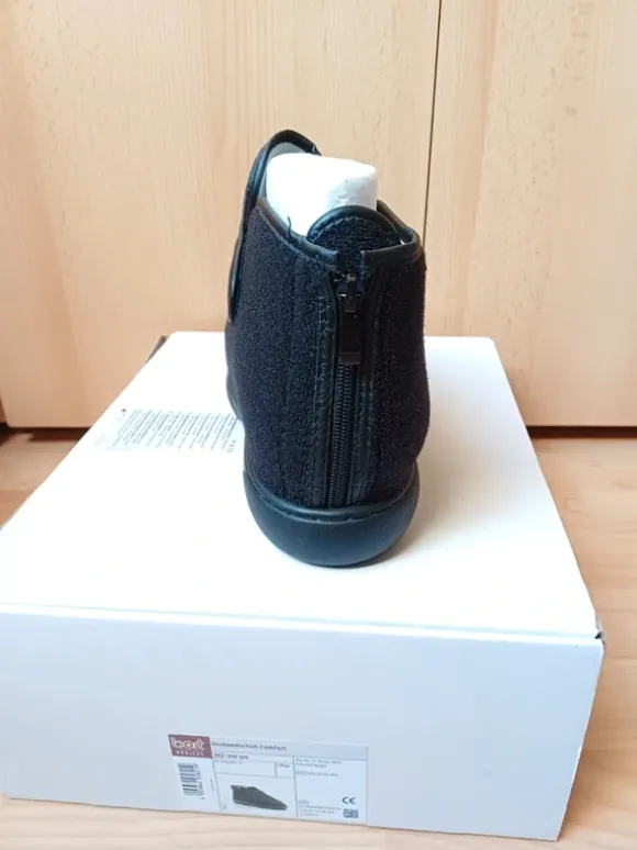 Verbandschuh / Hausschuh mit Klettverschluss Gr.42 mit OVP