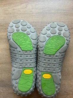 Vibram five fingers men shoes 42