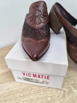 Vic Matié chaussures talon marron sandalo