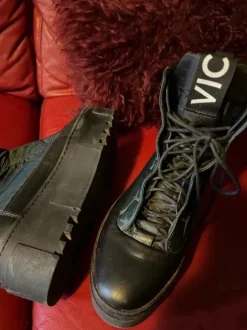 Vic Matie Plateau Boots 37 grün-schwarz