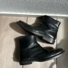 vintage chelsea boots