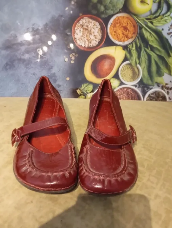 Vintage Clarks Mary Janes aus Lackleder Gr.36